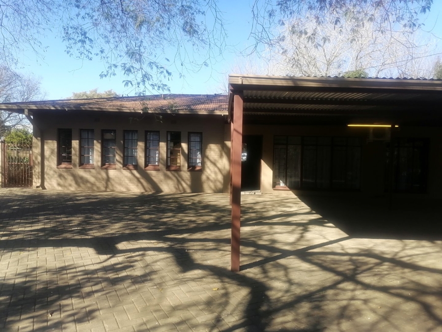 3 Bedroom Property for Sale in Wilgehof Free State